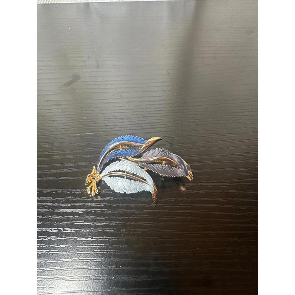 Vintage Enamel Feather Brooch – Blue & Gold Leaf Design